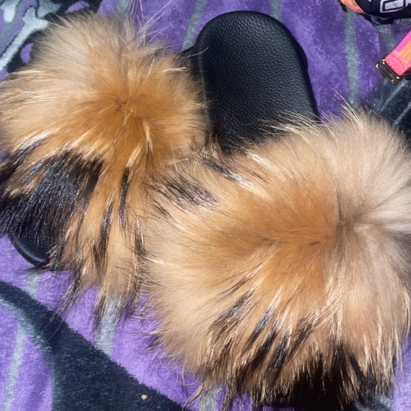 fur slides - Picture 2 of 2